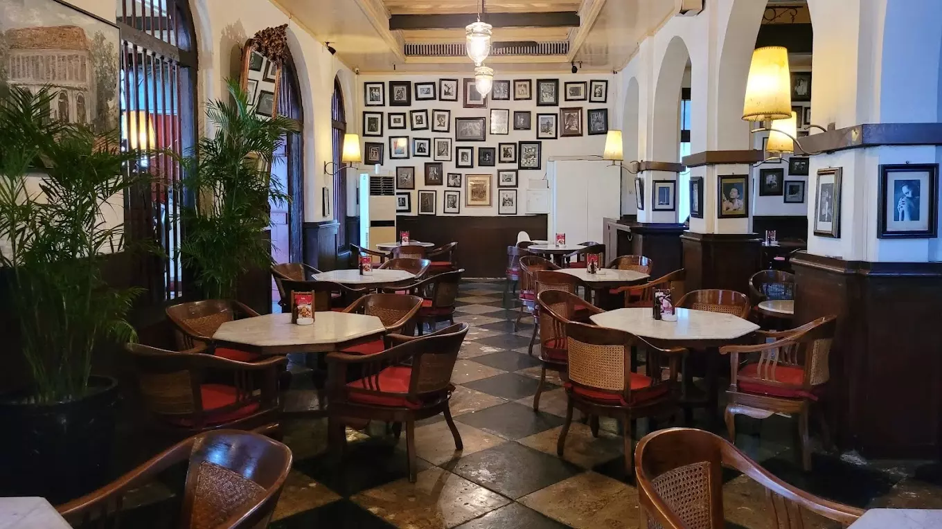 Cafe Batavia, tempat nongkrong di jakarta barat yang instagramable