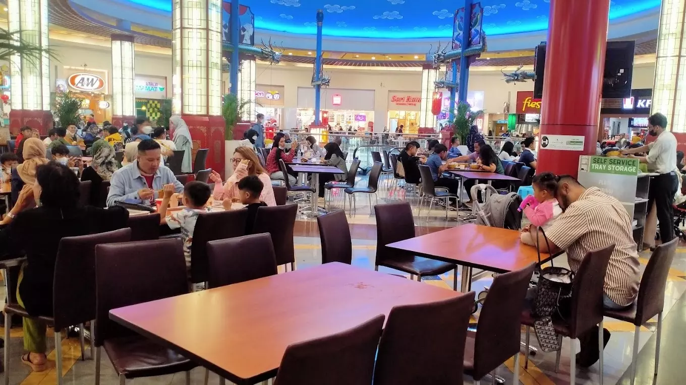 Pondok Indah Mall, tempat nongkrong di jakarta selatan
