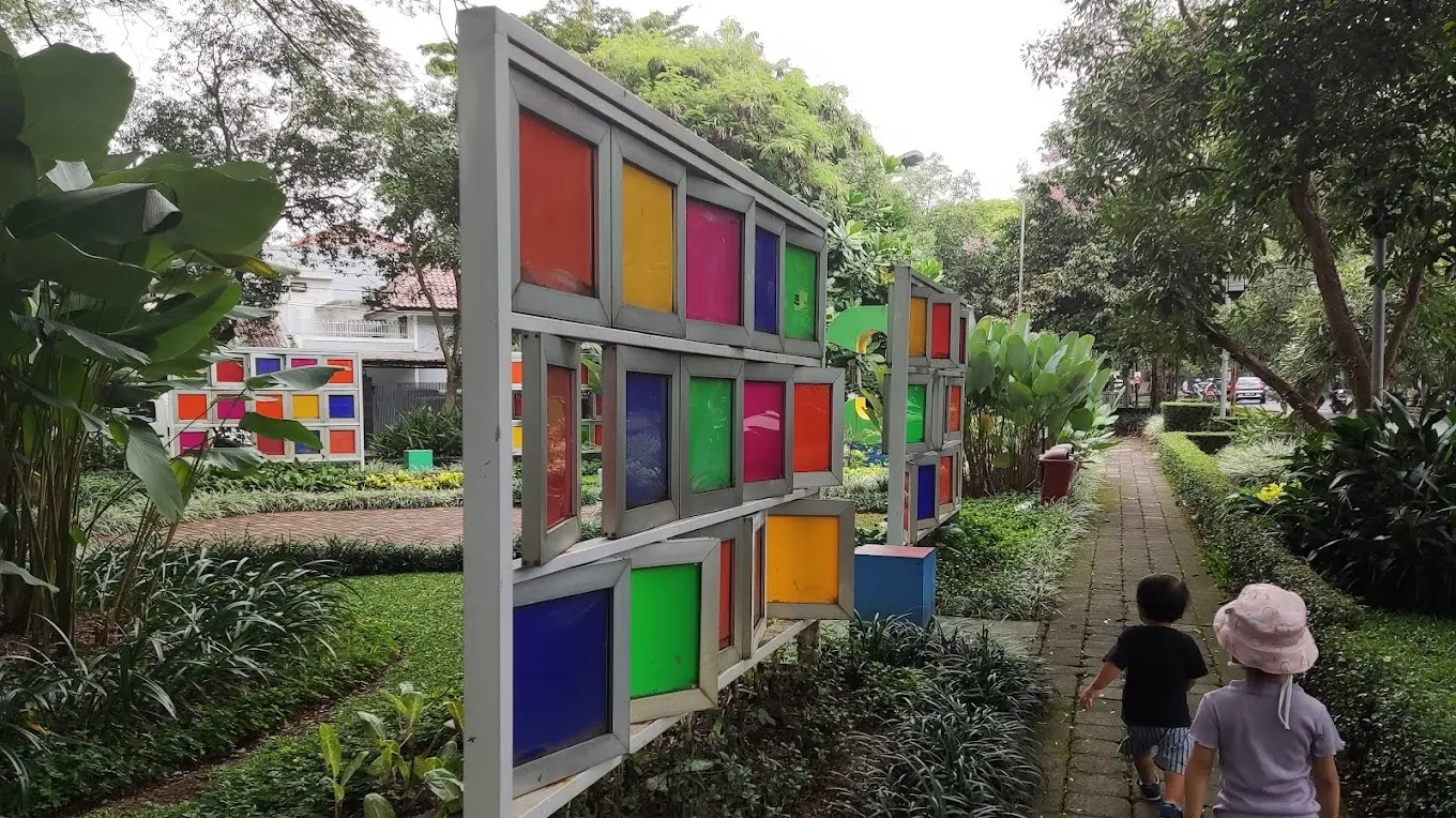 Taman Fotografi (Taman Cempaka), tempat nongkrong di bandung yang hits