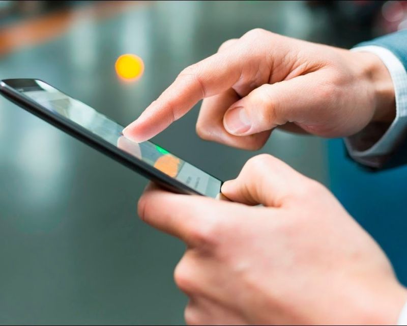 Cara mengatasi hp tidak bisa disentuh