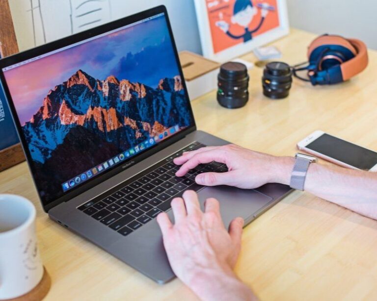 cara mengaktifkan Bluetooth di laptop